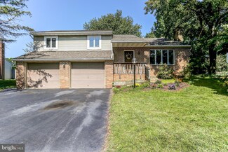 332 Buchanan Dr, Ephrata, PA 17522