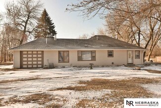 27601 Pacific St, Waterloo, NE 68069