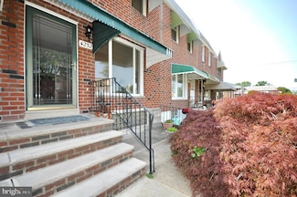 4252 L St, Philadelphia, PA 19124