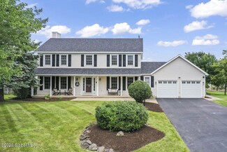 6 Verdun St, Watervliet, NY 12189