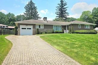 1140 Dithridge Dr, Johnstown, PA 15905