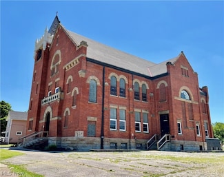 1548 Reid Ave, Lorain, OH 44052