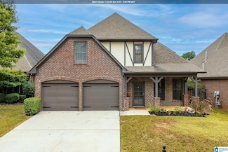 2297 Abbeyglen Ln, Birmingham, AL 35226