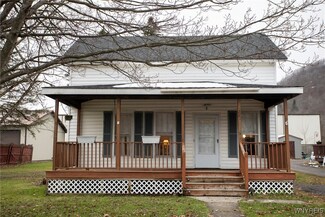 22 Mill St, Ellicottville, NY 14731