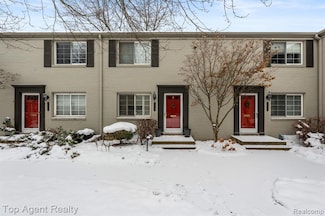 1724 Graefield Rd, Birmingham, MI 48009