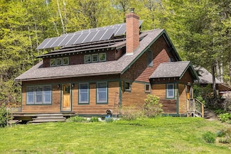 860 South Rd, Contoocook, NH 03229