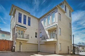 2213 Austin St, Houston, TX 77002