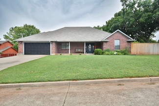 501 501 S Cedar Creek St, Duncan, OK 73533