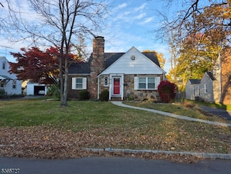 327 Jerusalem Rd, Scotch Plains, NJ 07076
