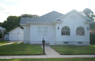 915 & 917 N Oleander Ave, Daytona Beach, FL 32118