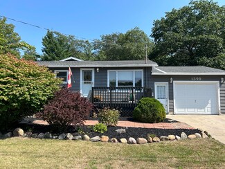 1399 Ferncliff Dr, Alpena, MI 49707