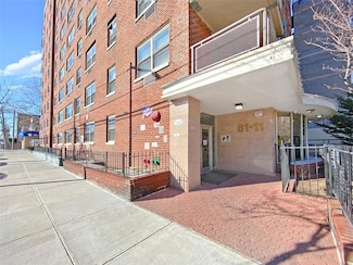 81-11 45th Ave Unit 3R, Elmhurst, NY 11373