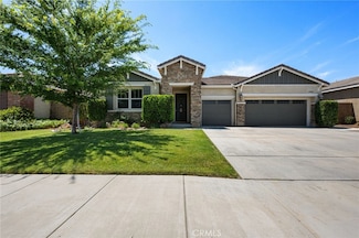 29409 Lake Hills Dr, Sun City, CA 92585