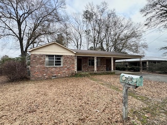 213 Brock Ave, Quitman, MS 39355