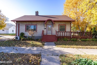 119 Saint Paul St, Crookston, MN 56716