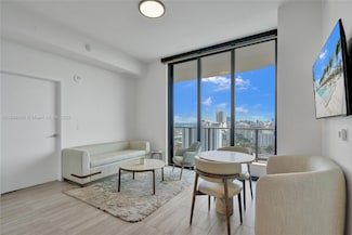 580 72nd St Unit 1808, Miami Beach, FL 33141