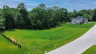 6305 Hardcastle Ave, Bowling Green, KY 42103