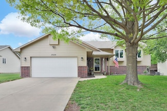 2624 N Tamarisk St, Derby, KS 67037