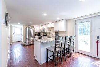 167 Deerfield Rd, Candia, NH 03034