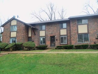 18W101 Standish Ln Unit 3, Villa Park, IL 60181