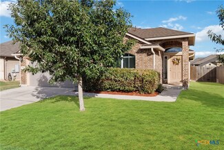 303 Capistrano Dr, San Marcos, TX 78666