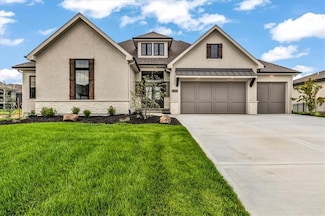 3208 NE 102nd St, Kansas City, MO 64155
