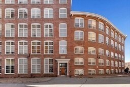 200 Market St Unit 3011, Lowell, MA 01852