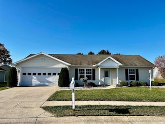 14 Cobblestone Blvd, Gas City, IN 46933