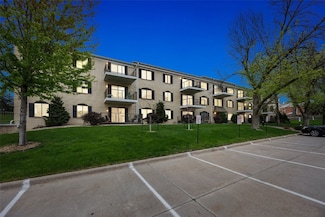 2135 1st Ave SE Unit 115, Cedar Rapids, IA 52402