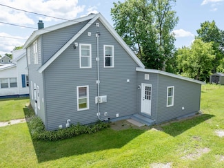 22 Liberty St, Swanton, VT 05488