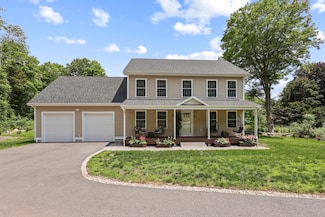 51 Huntington Ave, Norwich, CT 06360