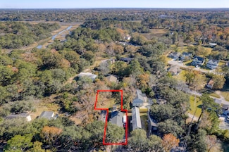 1977 Central Park Rd, Charleston, SC 29412