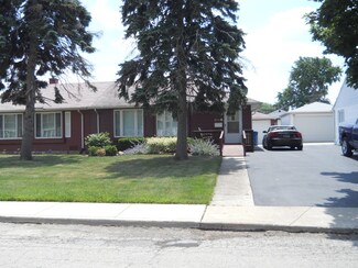 4623 W 88th St, Hometown, IL 60456