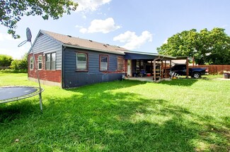 503 S Charles St, Elm Mott, TX 76640