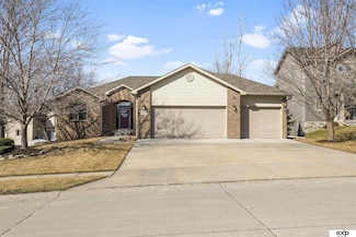 10014 S 202nd Cir, Gretna, NE 68028