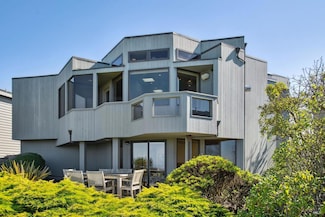 424 Loon Ct, Bodega Bay, CA 94923