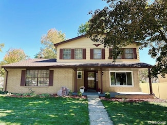 24888 Apple Crest Dr, Novi, MI 48375