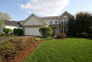 2736 Bluewater Cir, Naperville, IL 60564