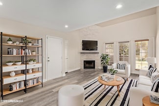 4901 S Calle Los Cerros Dr Unit 220, Tempe, AZ 85282