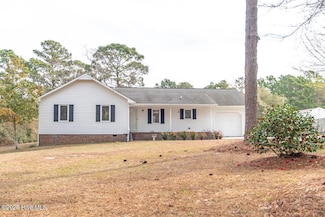 238 Star Hill Dr, Cape Carteret, NC 28584