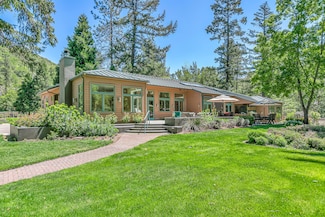 13587 Oregon 238, Jacksonville, OR 97530
