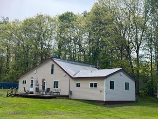 2039 W 14th St, Sault Sainte Marie, MI 49783