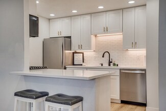 6600 Warner Ave Unit 252, Huntington Beach, CA 92647