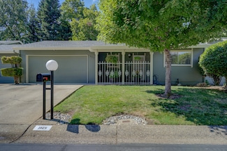 1825 Del Mar Ave, Redding, CA 96003