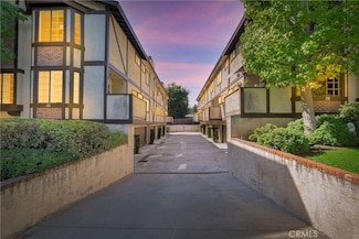 29 S Vinedo Ave Unit 4, Pasadena, CA 91107