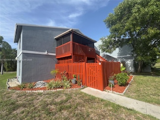 18 Crossings Cir Unit F, Boynton Beach, FL 33435