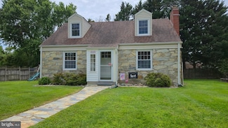 2607 Popkins Ln, Alexandria, VA 22306