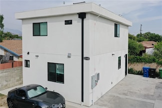 13316 Corcoran St, San Fernando, CA 91340