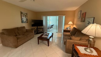 709 Lori Dr Unit 103, Palm Springs, FL 33461