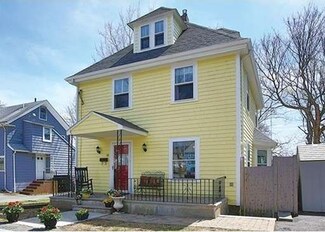 10 Cliff Rd, Newton Upper Falls, MA 02464